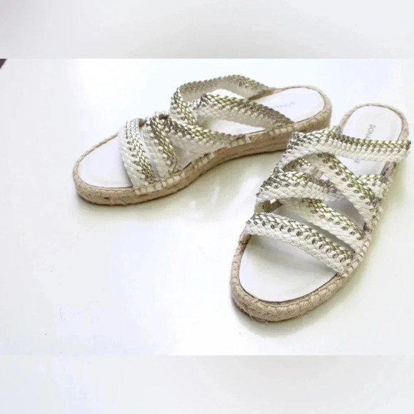Donald Pliner sandals - Picture 7 of 11